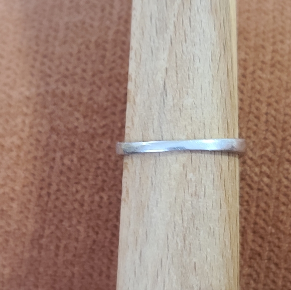 Emerald Green Teardrop Solitaire Ring, Sterling Silver Setting - Picture 7 of 11